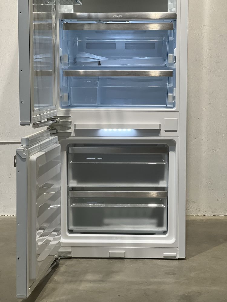 Вбудований холодильник KF 7772 B.PerfectFresh-у 5 раз довше зберігання