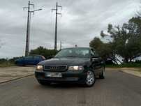 Carro Audi A4 1.8 Gasolina de 125 Cavalos - 4 Portas - 5 Lugares