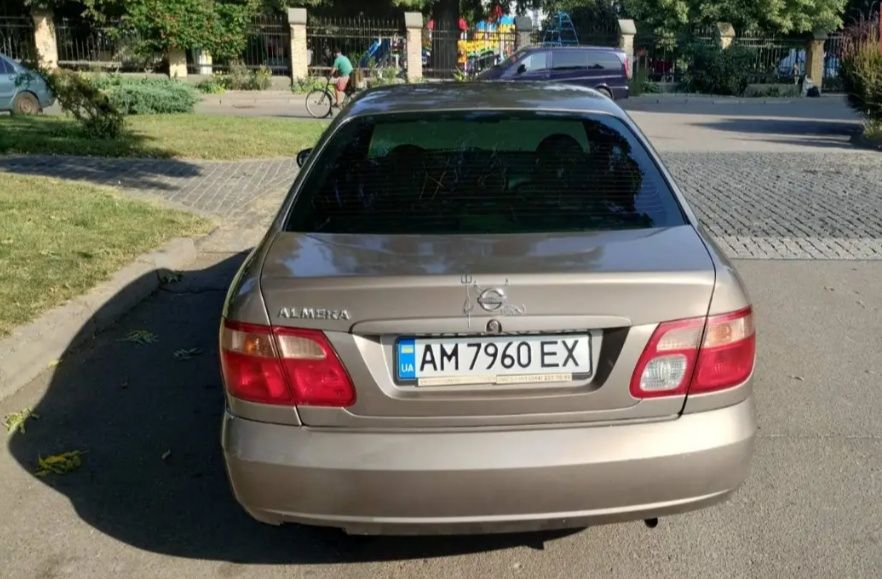 Авто Nissan Almera n16 2005
