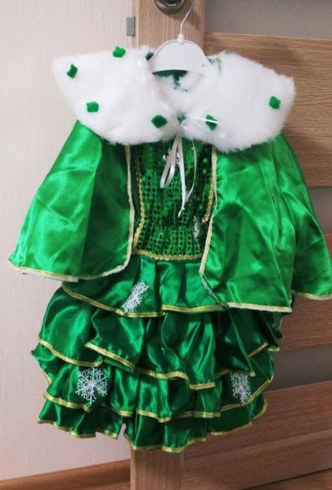 Новорічна сукня на дівчинку