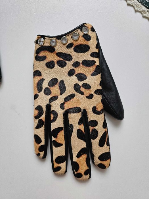 Dune London eleganckie skórzane rękawiczki wzór panterka kryształki SM