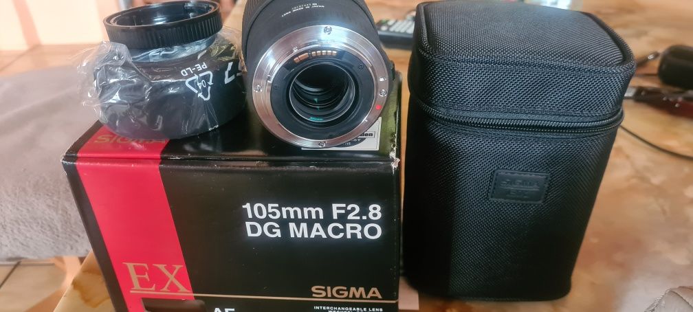 SIGMA 105 2.8 DG Macro