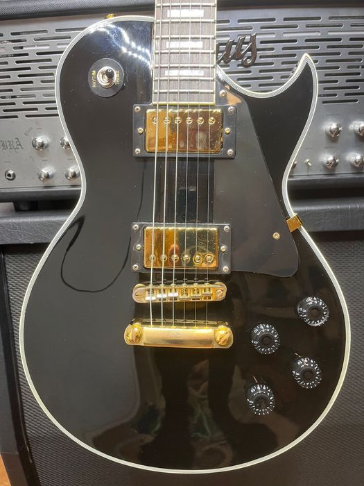 Guitarras Ibanez 7 cordas e Harley Benton