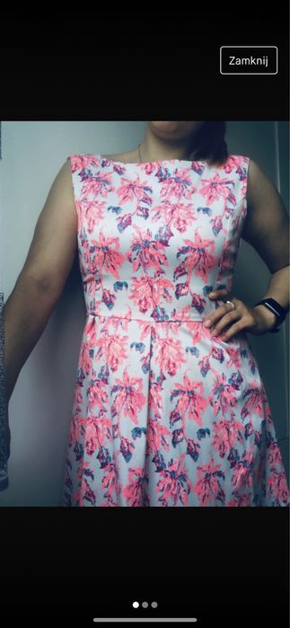 Sukienka w kwiaty M/L