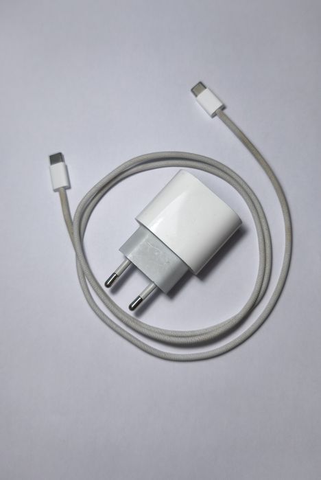 iPhone 15 128GB com todos os acessórios