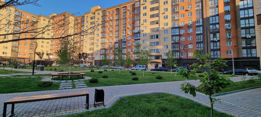 Квартира з АГВ у цегляному будинку. Можна під програми.