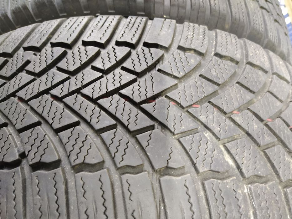 Cena za 2 Opony zimowe 215/55r17 BRIDGESTONE 2021r