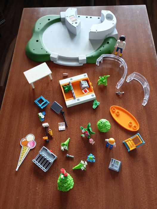 zabawka - salon z lodami