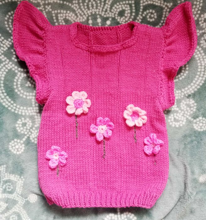 Robiony na drutach pulowerek 2-3 lata