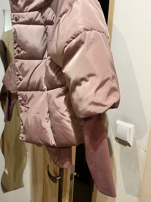 Monnari nowa kurtka ciepła pudrowy róż puchowa 38/42 femestage komin