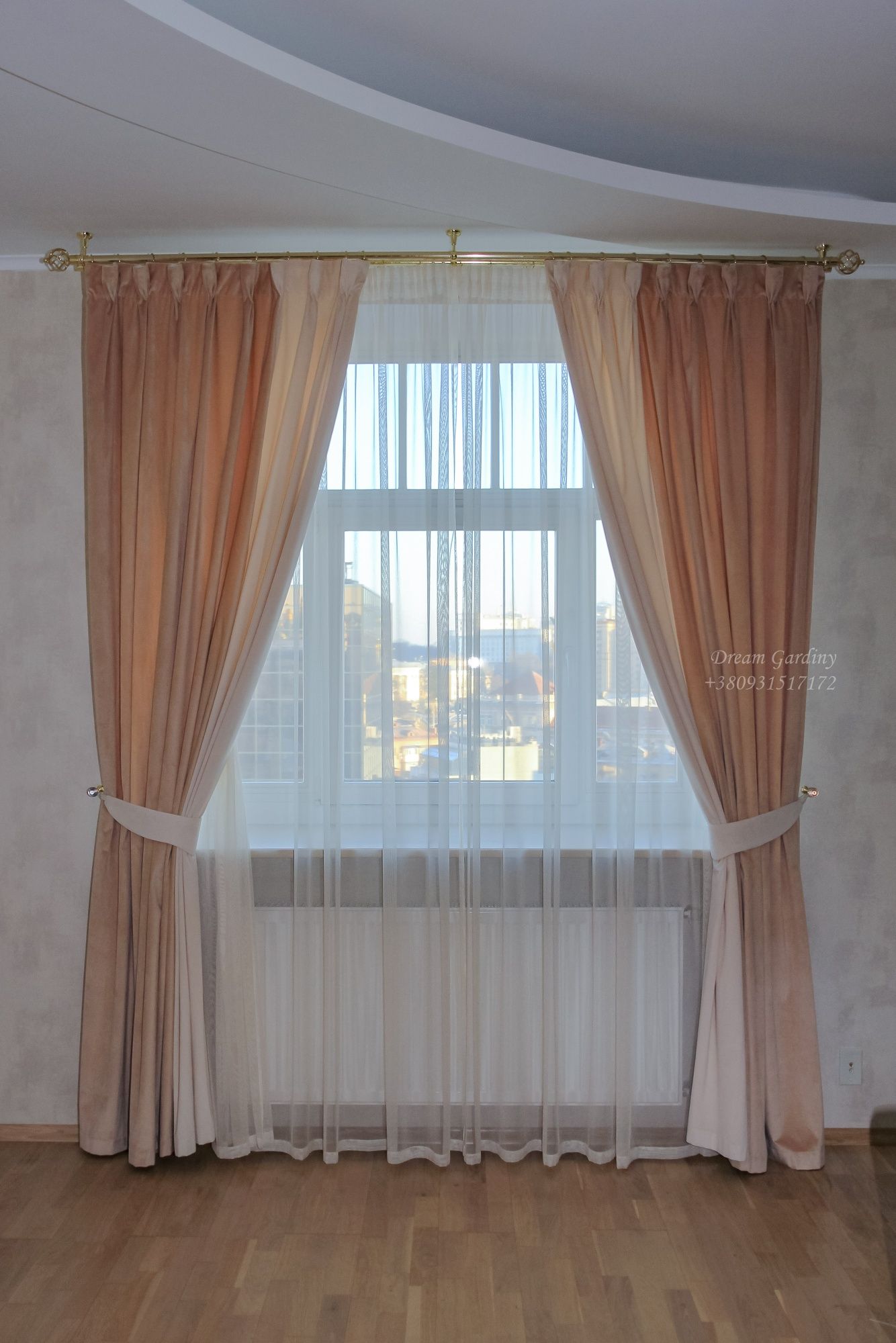 Штори, ролети, карнизи, жалюзі