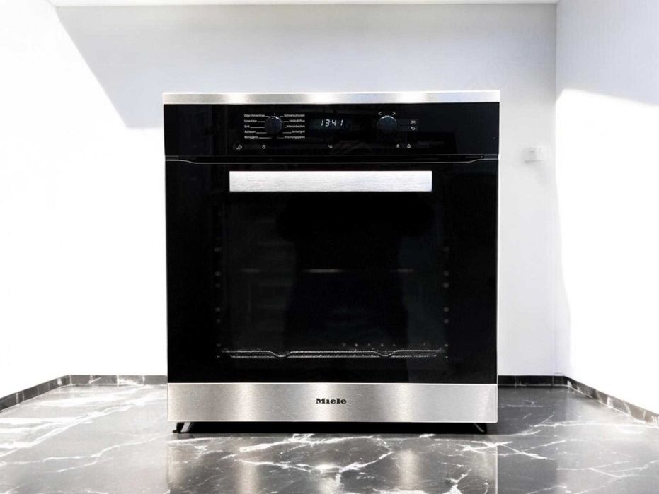 Духова шафа Miele H 6260 B CleanSteel міле духовка