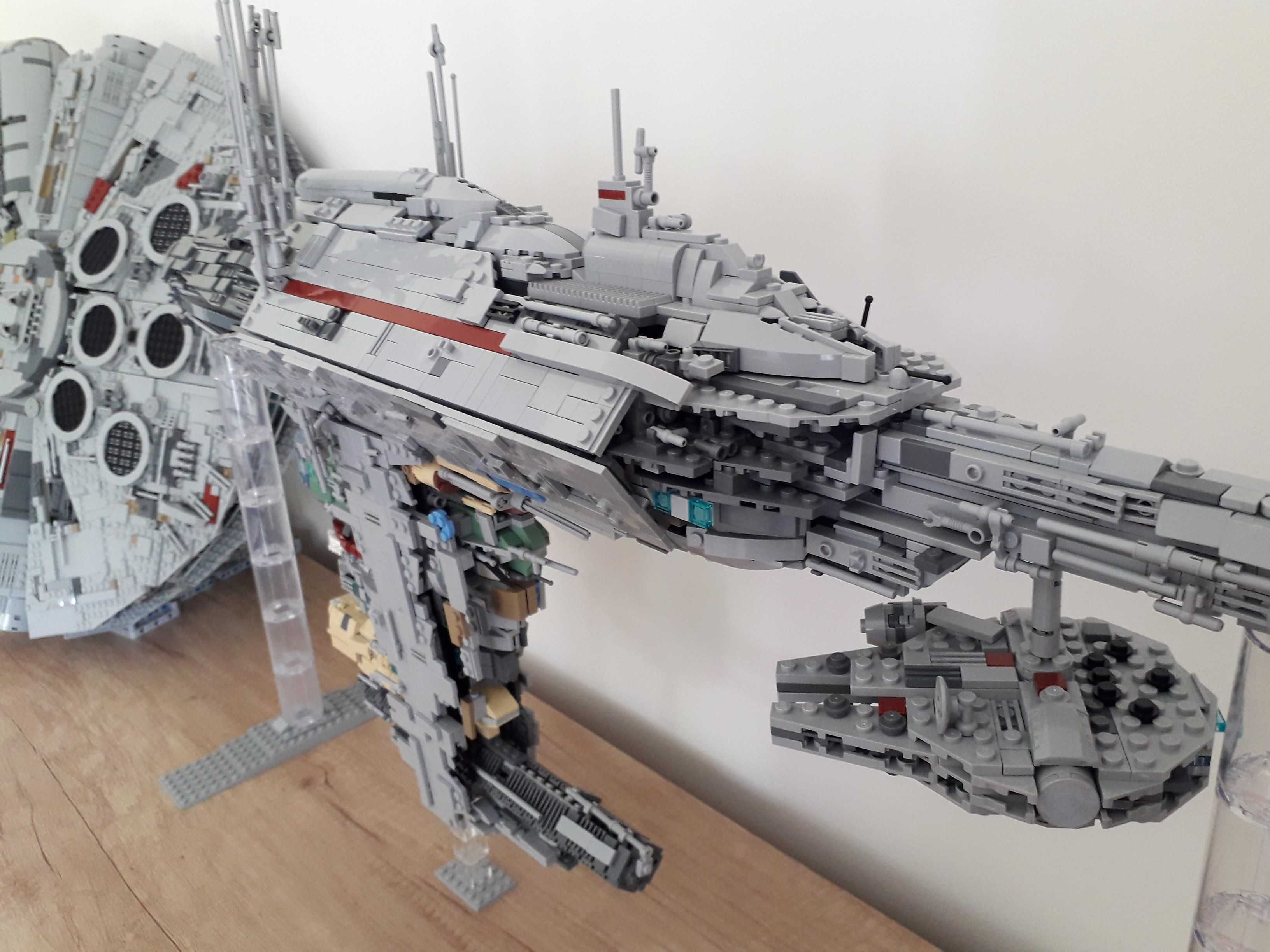 Lego Star Wars UCS Nebulon B Medical Frigate MOC