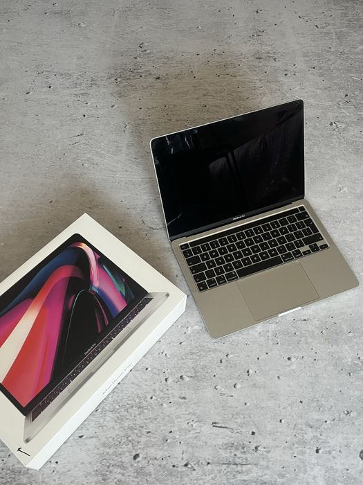 Macbook M1 Pro 98% kondyci 8GB 256GB  13 cali