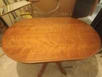 Mesa de madeira maciça