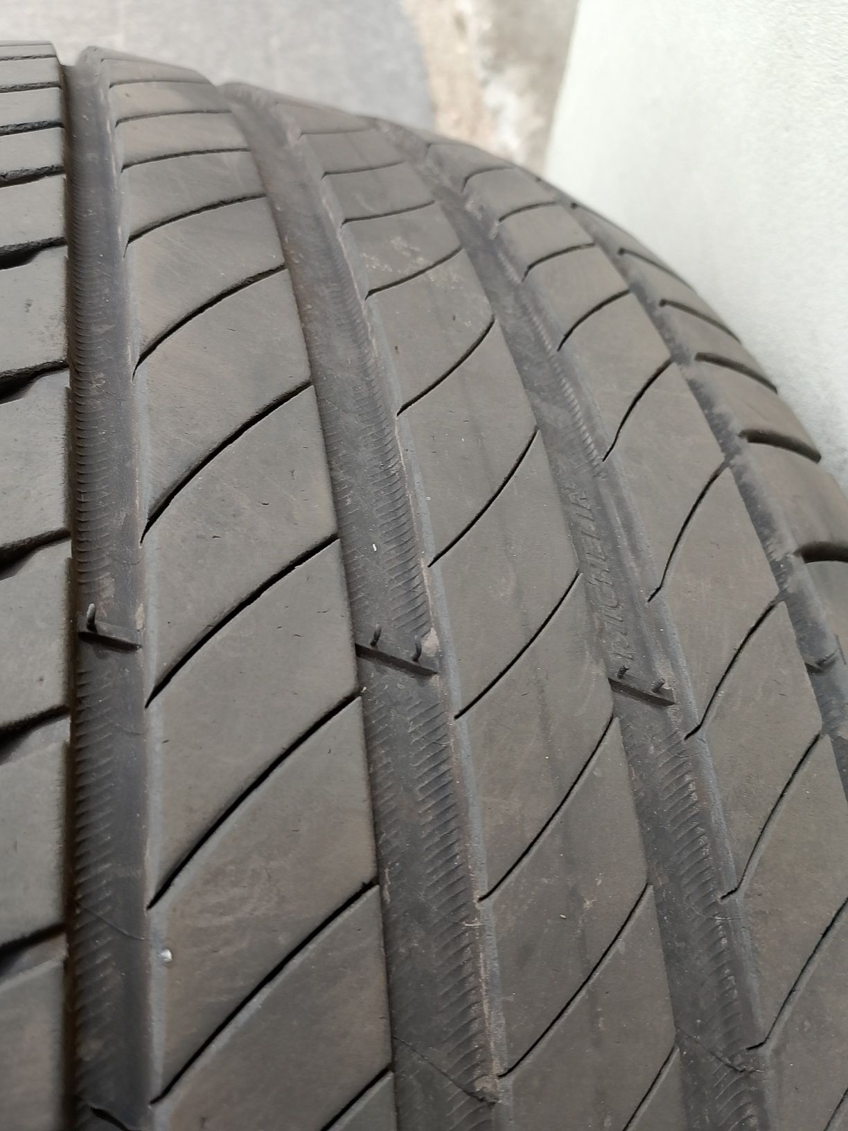 Sprzedam oponę MICHELIN