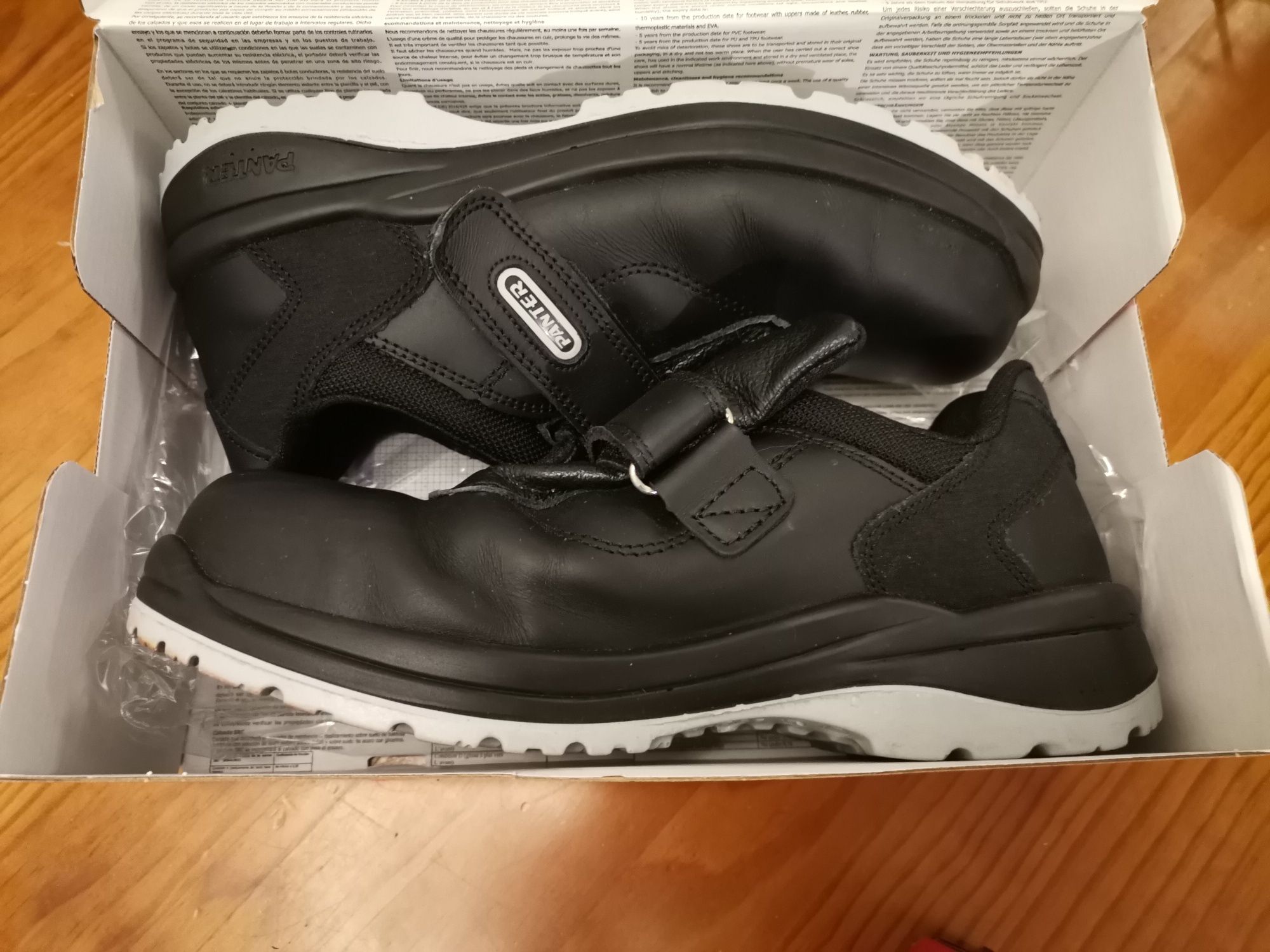 Sapatos biqueira aço nro 41 - RESERVADOS