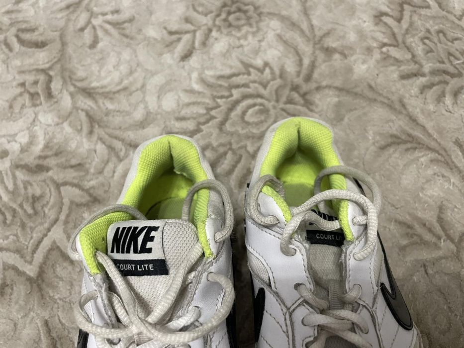 Кросівки Nike court lite