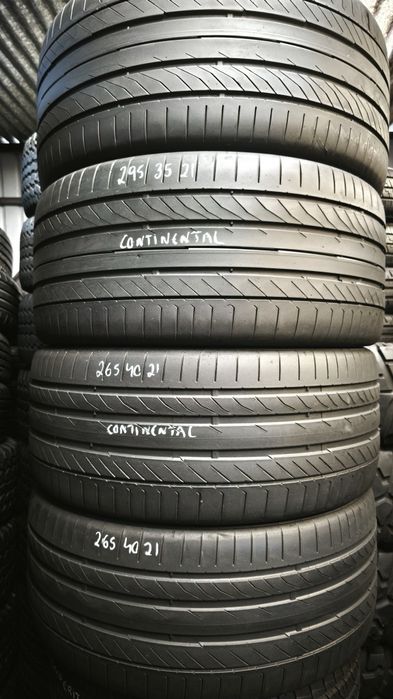 Pneus 295/35/21 e 265/40/21