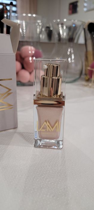 Nowy rozświetlacz lami spotless glow