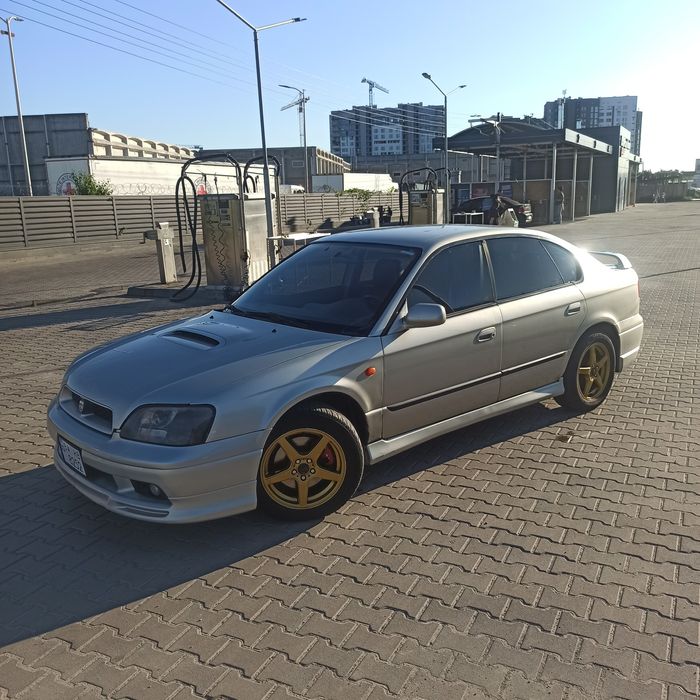Subaru  Legacy 2.0AKПП 1999