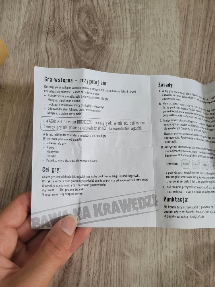 Zabawa na krawędzi. Nieczysta gra. Gra dla bardzo niegrzecznych dzieci