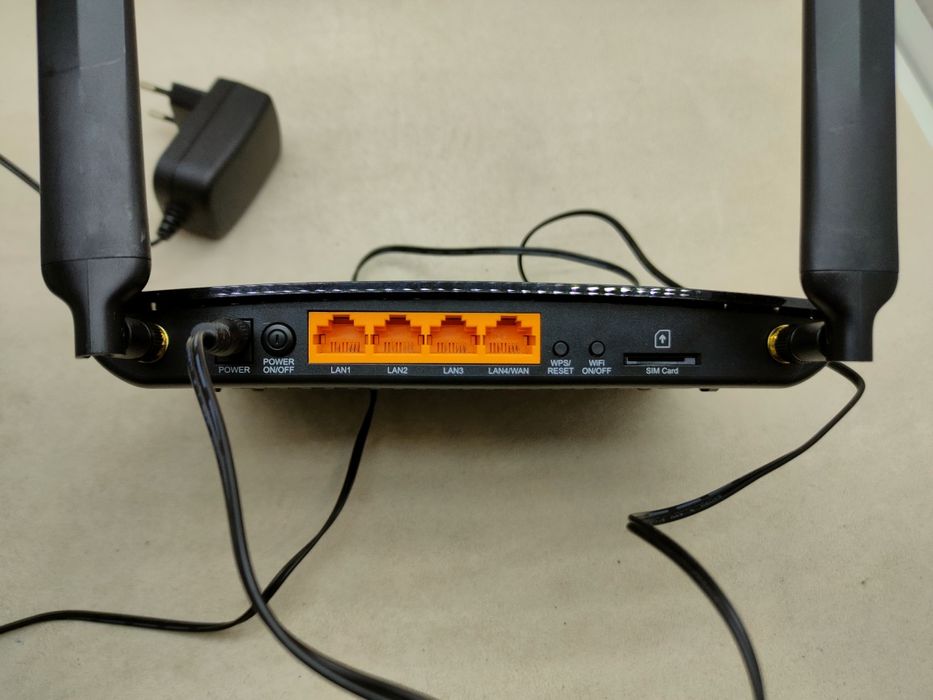 Маршрутизатор роутер TP-LINK Archer MR200