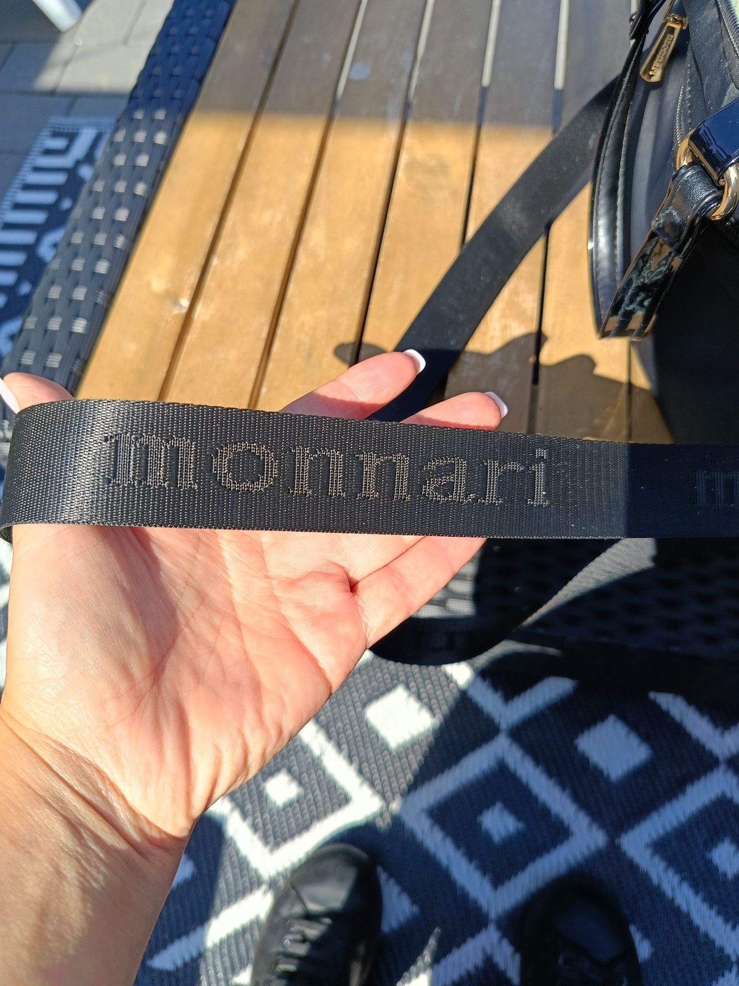 Torebka kuferek pikowany listonoszka Monnari