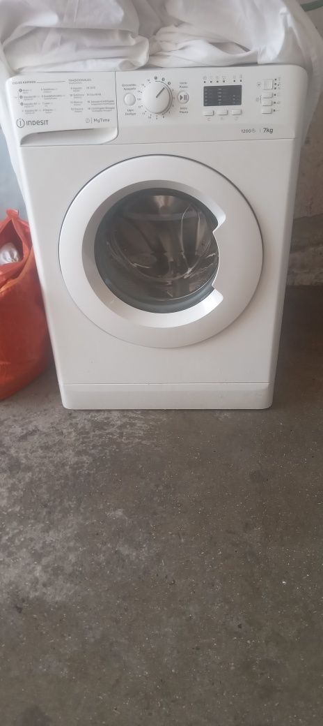 Máquina de lavar roupa