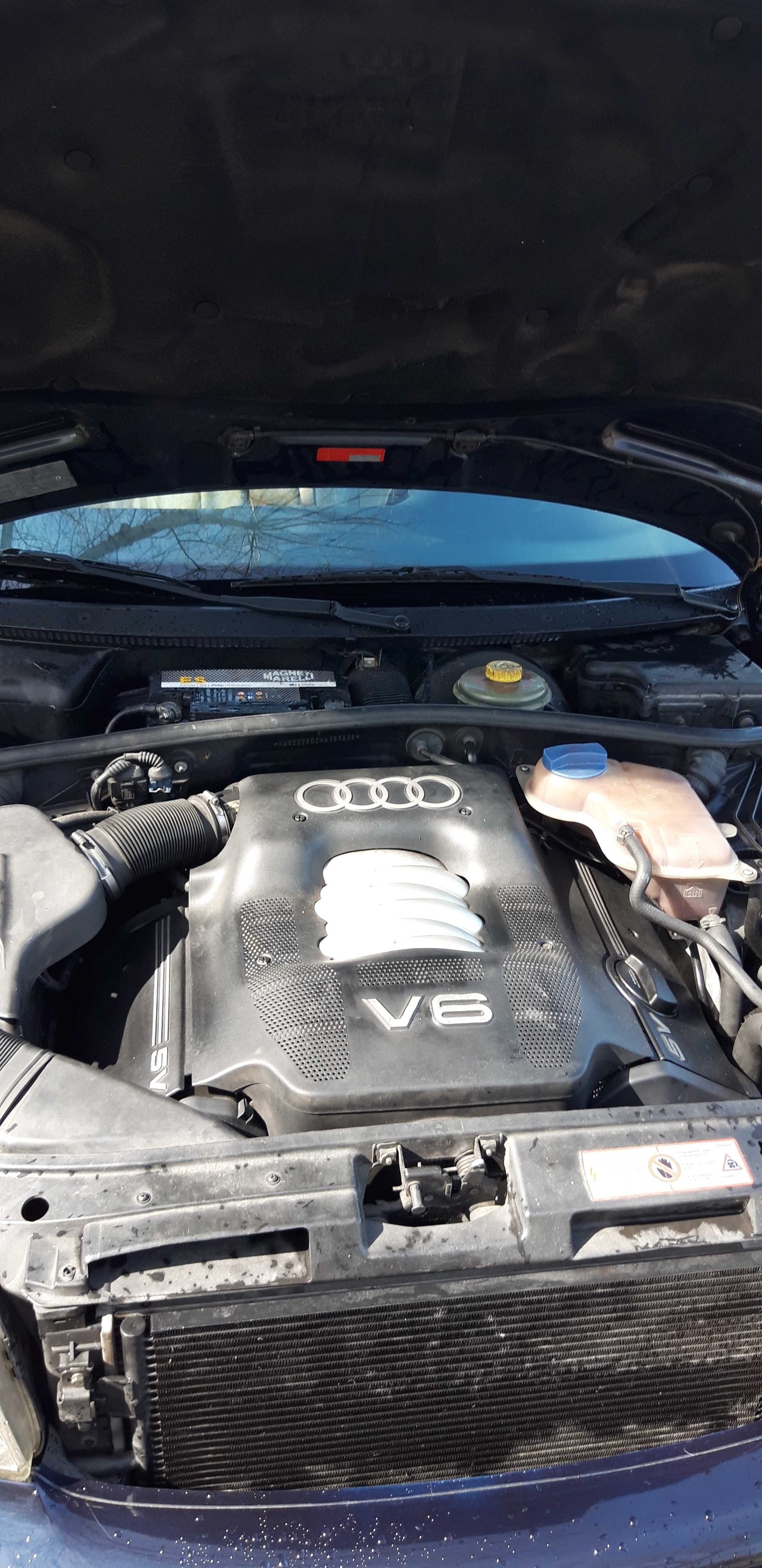 Audi A4 2.4 v6 165cv