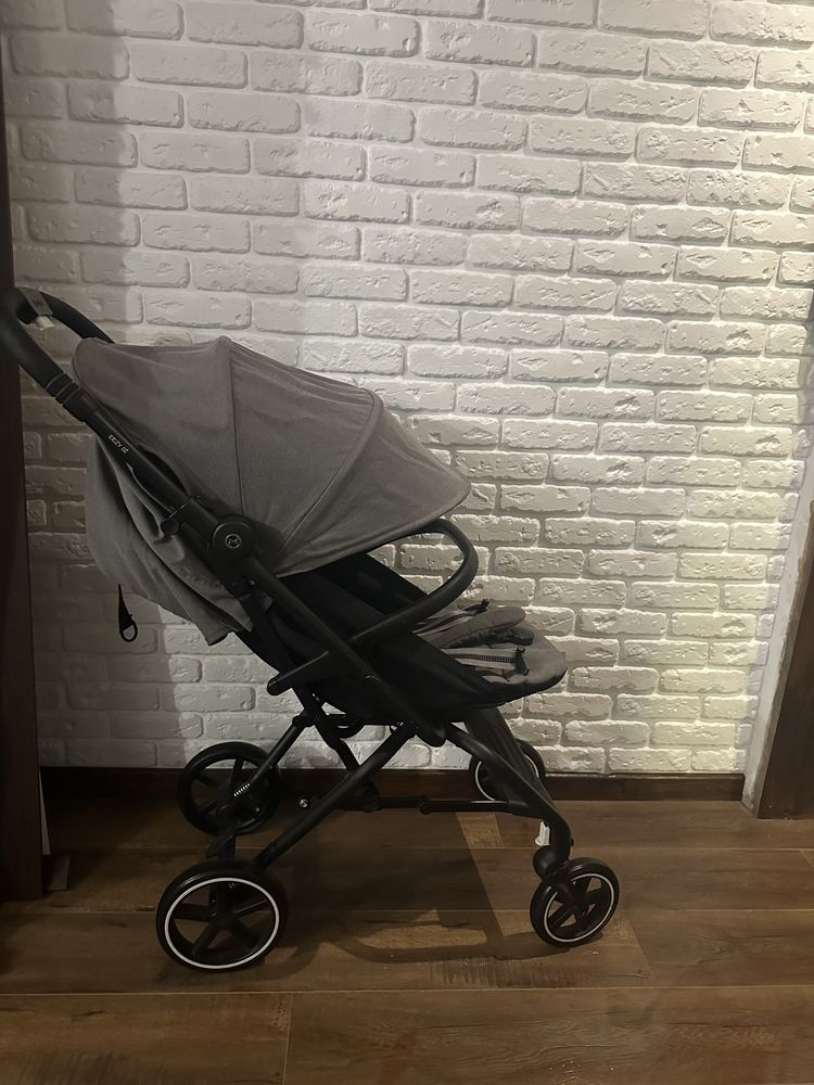 Продам коляску cybex eesy s+2