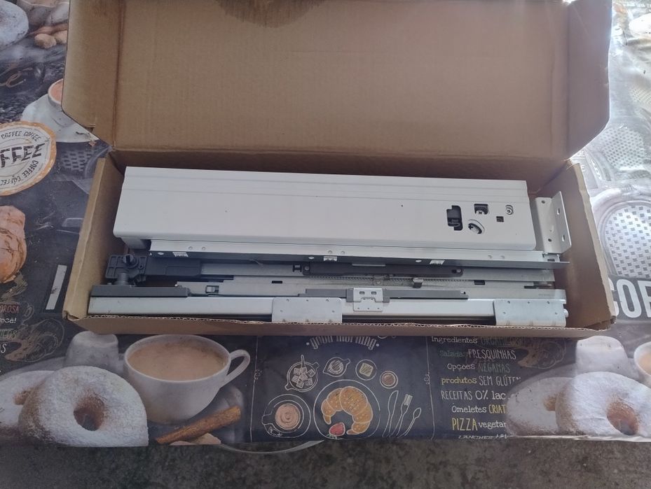 Pudełko i prowadnice szuflady amix push open 450mm