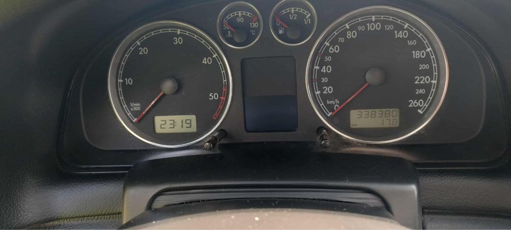Volkswagen Passat B5