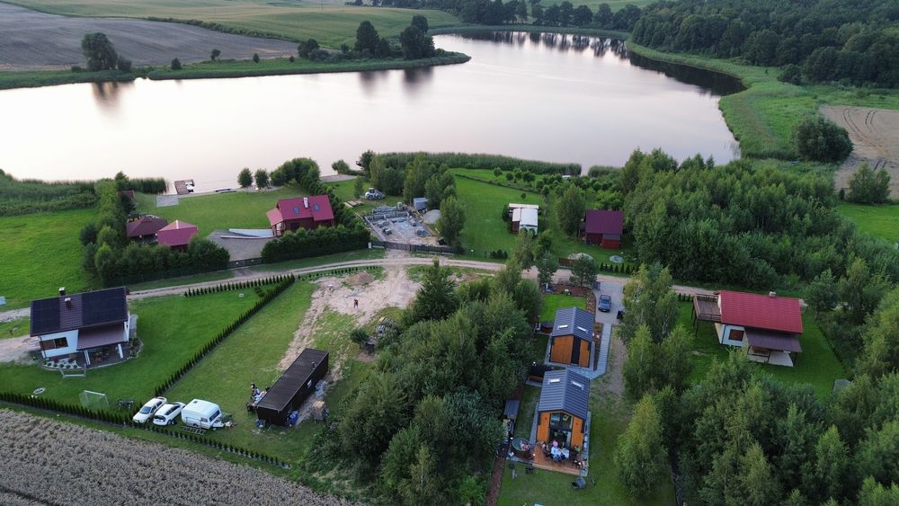 JakuBOSKO domki letniskowe nad jeziorem SAUNA BALIA