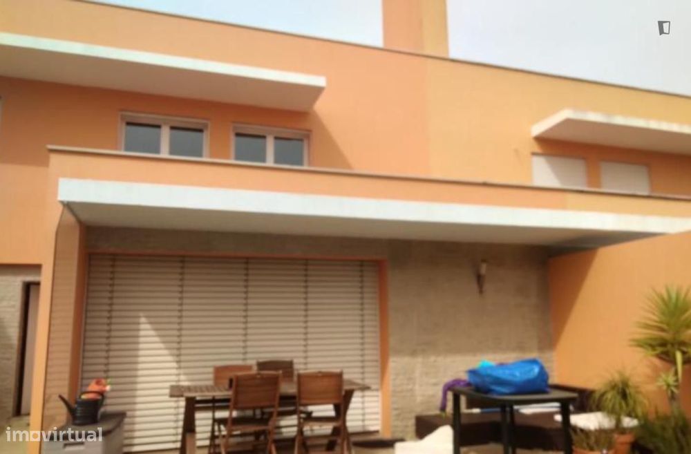 Quarto - localizado em Lisbon