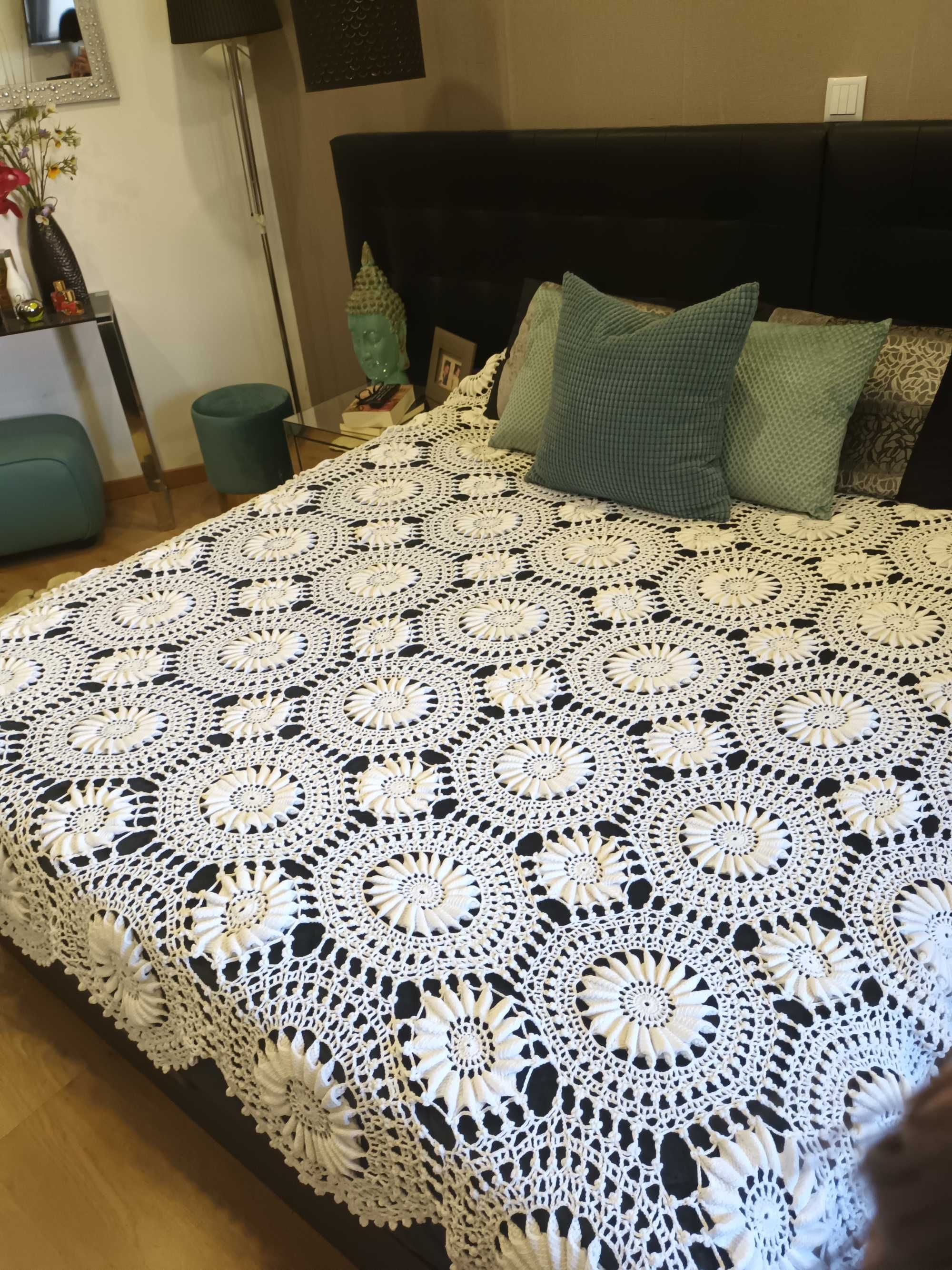 Colcha de cama de casal, toda feita à mão em croché branca 2,00 x 2,20
