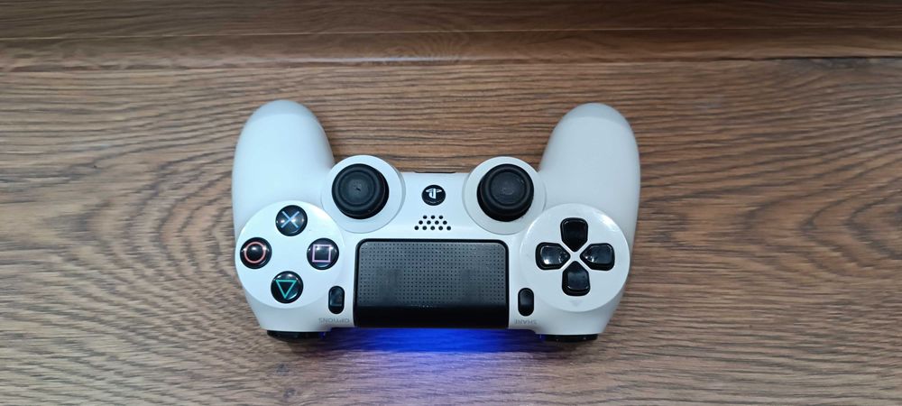 Геймпад PS4 оригинал