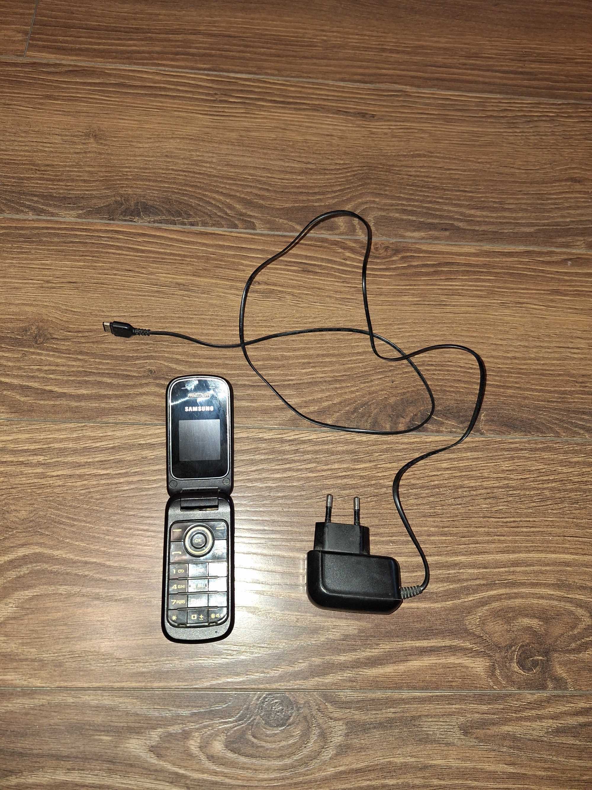 Мобільний телефон Samsung GT-E1190