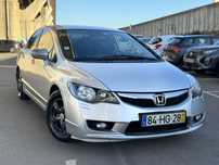 HONDA CIVIC 4DR HYBRID