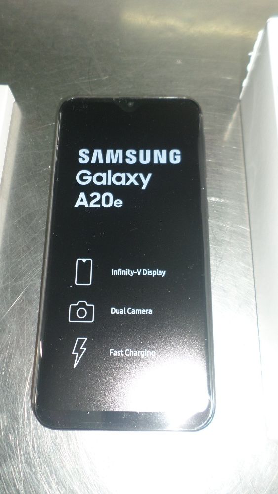 Samsung Galaxy A20e 3GB/32GB /  Entrega apenas em mão Caminha