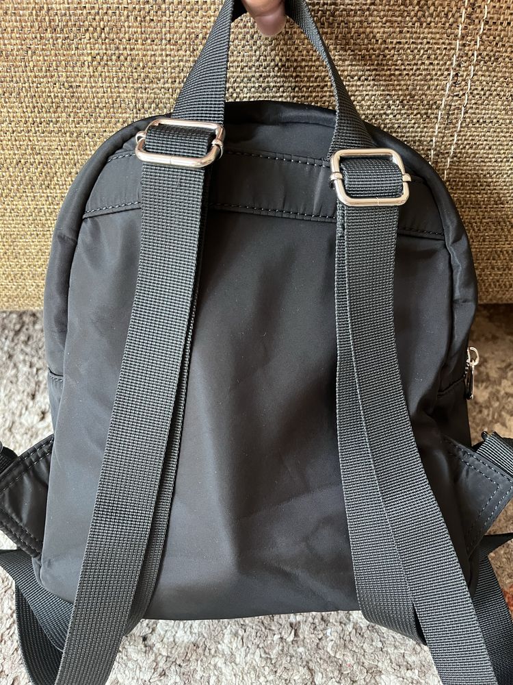Mały plecak czarny z Pull&Bear