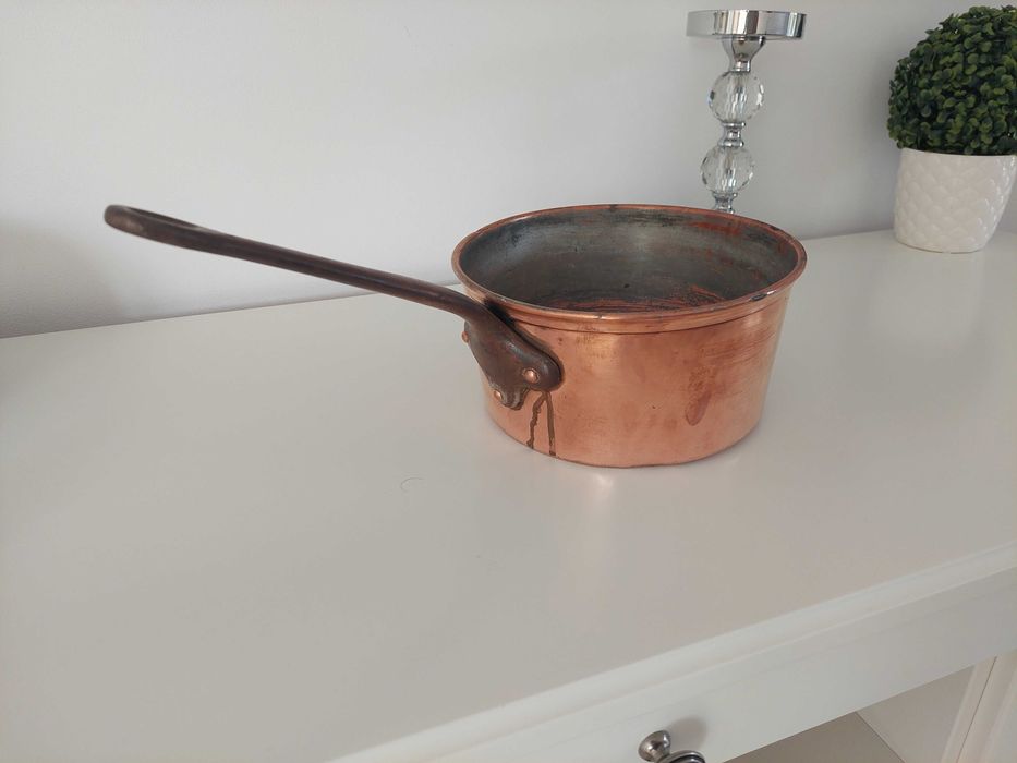 Miedziany rondel Paris sygnowany