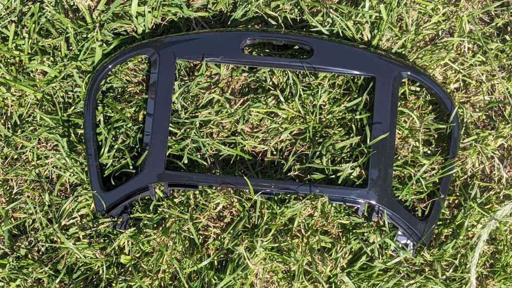 Магнитола рамка 600