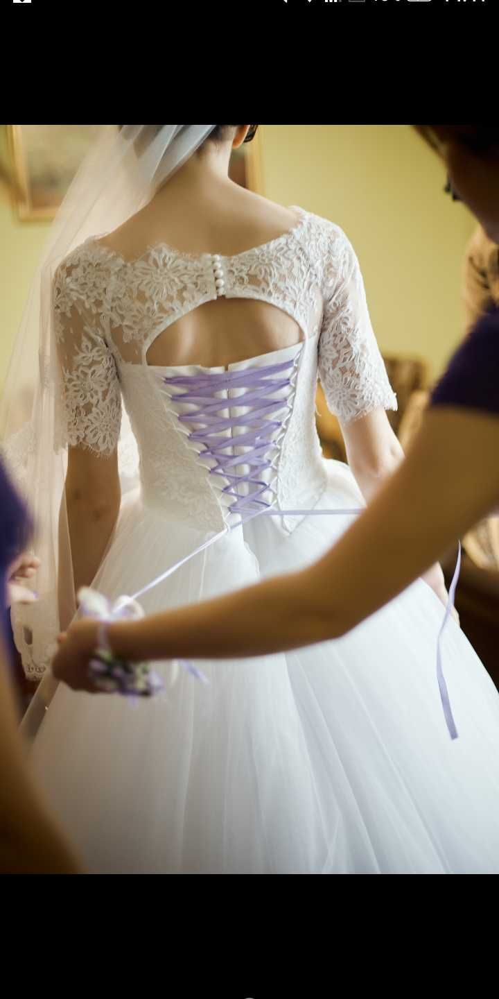 Продам весільне плаття одіте один раз ціну у знижено