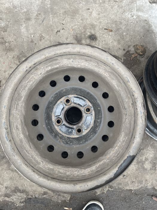 Диски Хюндай Киа R15