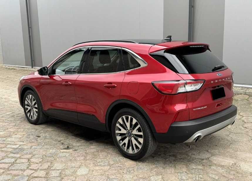 Ford Escape Titanium Hybrid 2020