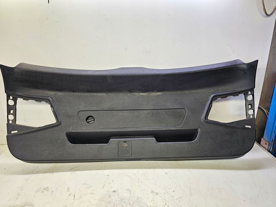 TAPICERKA KLAPY TYŁ PRAWA AUDI Q3 F3 83A867979A