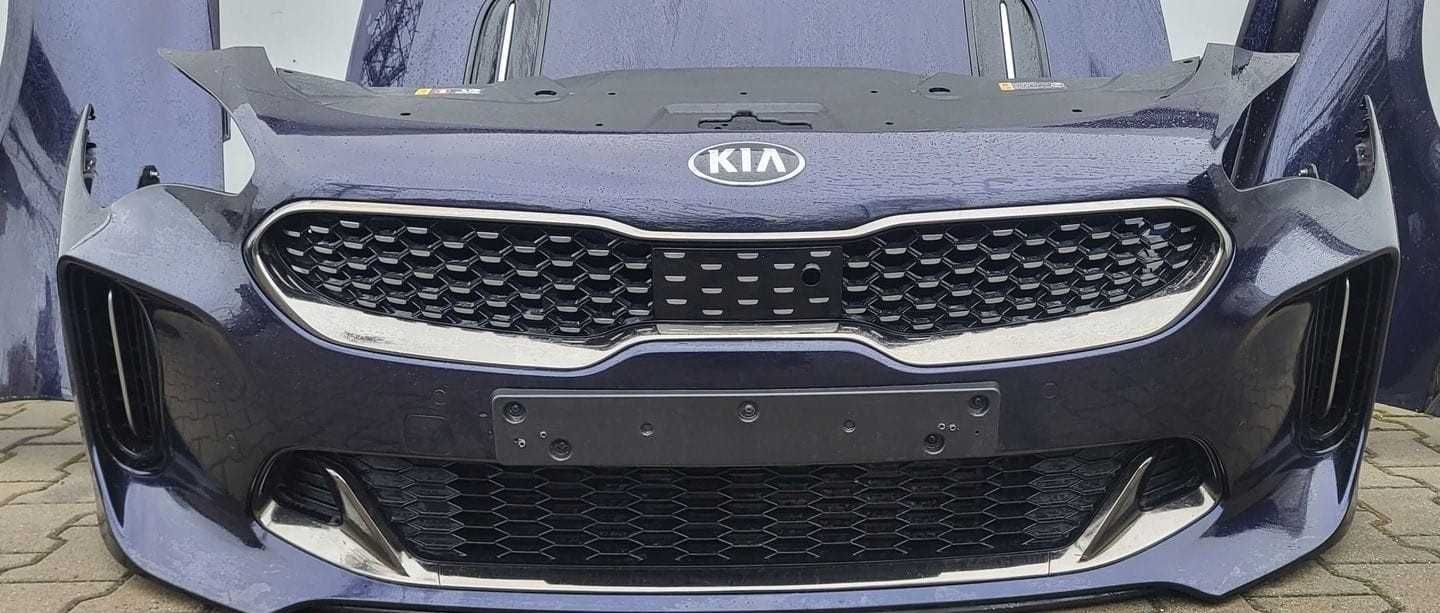 Kia Stringer GT Frente completa