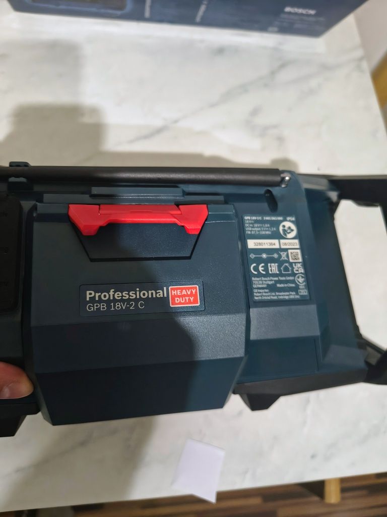 Nowe Radio budowlane Bosch GPB 18V-2 C, Bluetooth