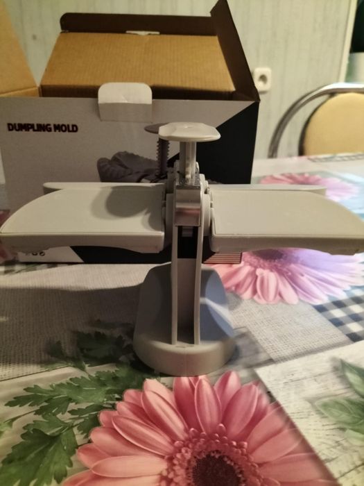 Maszynka do robienia pierogów